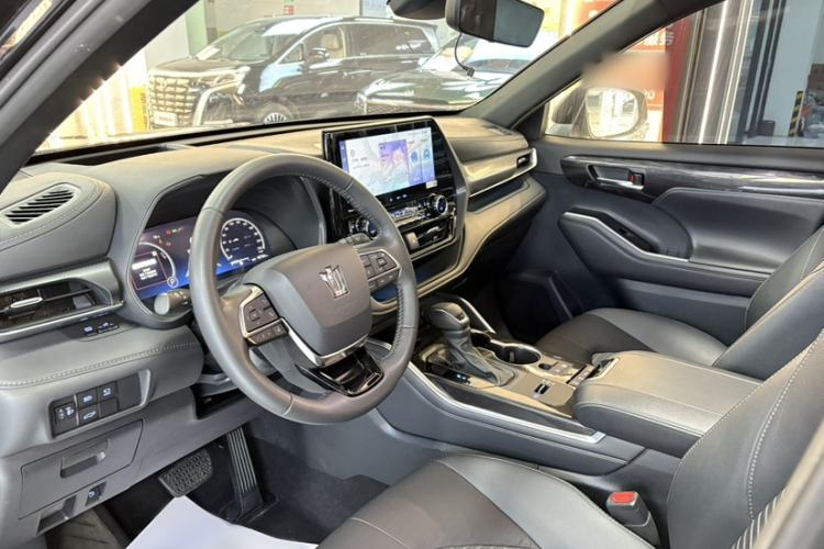 Used Toyota Crown Land Cruiser 2022 2.5L HEV Four-Wheel Drive Premium Edition
