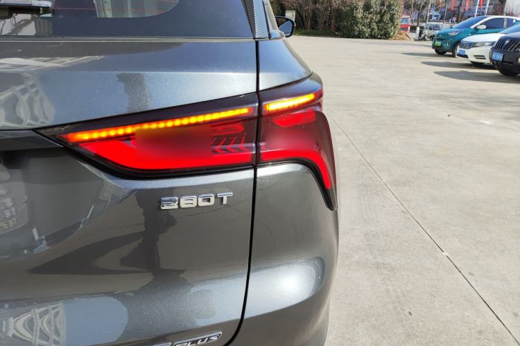 Used Changan CS75 PLUS 2021 1.5T Automatic Luxury Version
