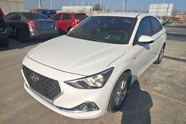 Used Hyundai Celesta 2018 1.6L Automatic GL Enjoyment Edition China VI compliant