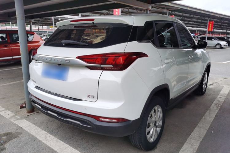 Used BAIC Beijing X3 2019 1.5L Manual Glory Edition
