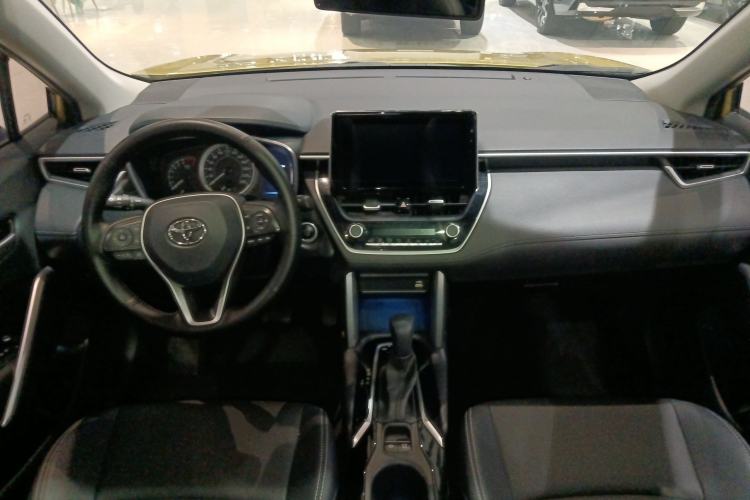 Used Toyota FRONTLANDER 2022 2.0L CVT Luxury PLUS Edition
