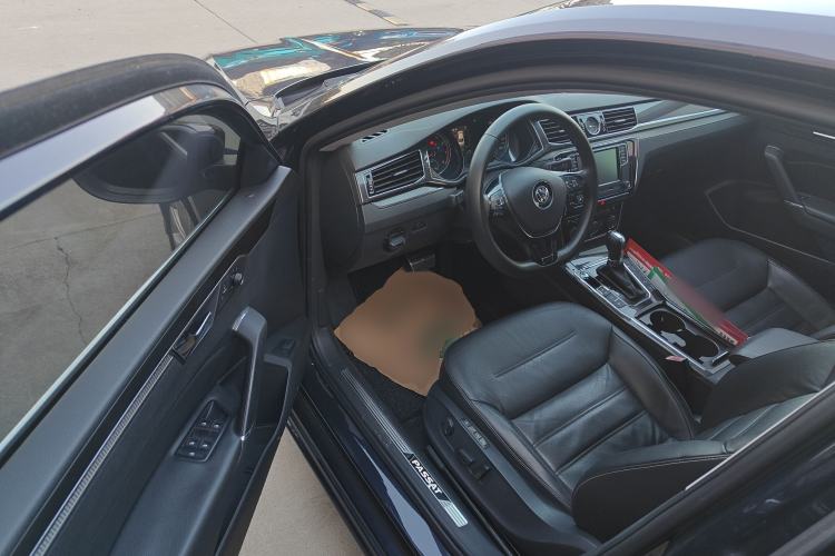 Used Volkswagen Passat 2016 330TSI DSG Prestige Edition
