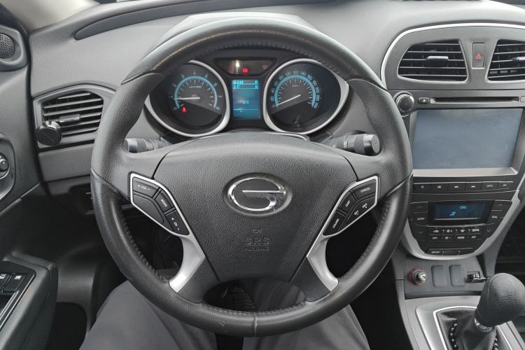 Used GAC Trumpchi GS5 2014 2.0L Manual Two-Wheel Drive Anniversary Value Edition
