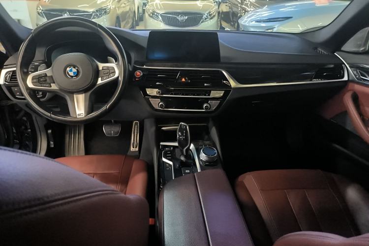 Used BMW 5 Series 2019 530Li Luxury Edition M Sport Package
