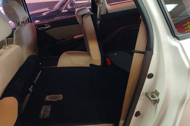 Used Baojun 310W 2017 1.5L Manual Comfort Model China V Standard