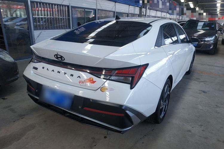 Used Hyundai Elantra 2023 1.5L CVT LUX Prestige Edition