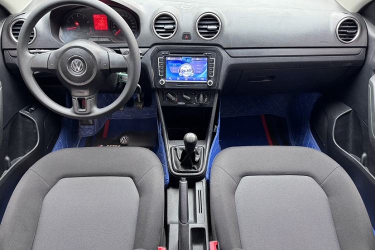 Used Volkswagen Jetta 2015 Value Edition 1.6L Manual Fashionable Style
