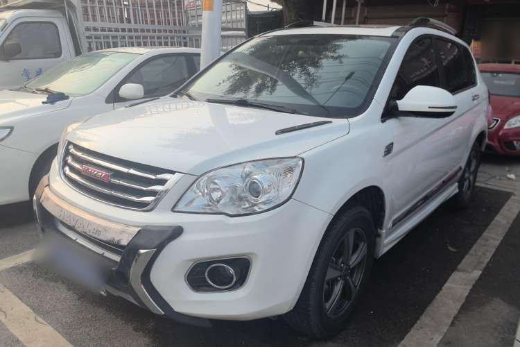 Used Haval H6 2015 Upgraded Model 1.5T Manual Two-Wheel Drive Elite Version
