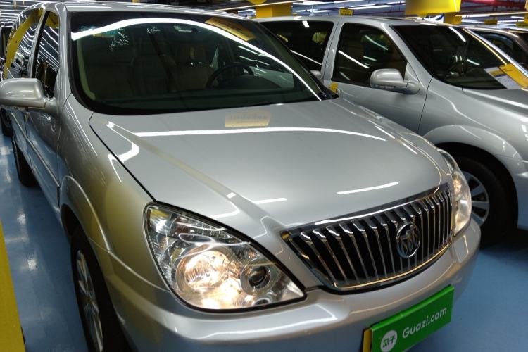 Used Buick GL8 2014 2.4L Executive Edition
