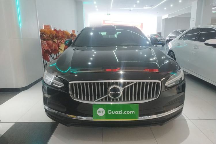 Used Volvo S90 2023 B5 Zhiyi Luxury Edition
