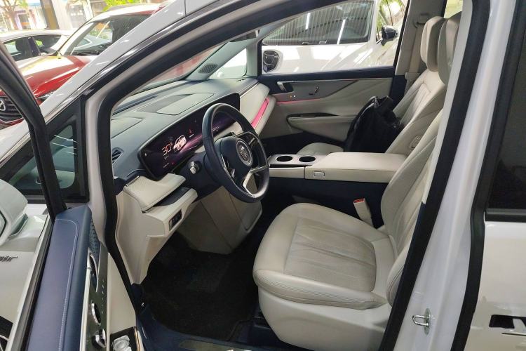 Used Buick GL8 New Energy 2024 Lu Zun Luxury Edition 7-Seater
