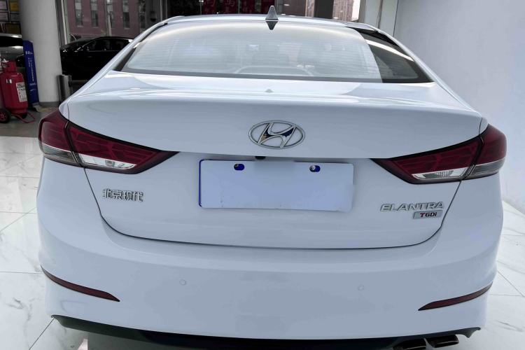 Used Hyundai Elantra 2019 1.4T Dual-Clutch Xuan Dong · Dynamic Model