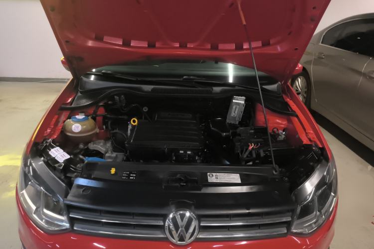 Used Volkswagen Polo 2014 1.6L Automatic Comfort Edition
