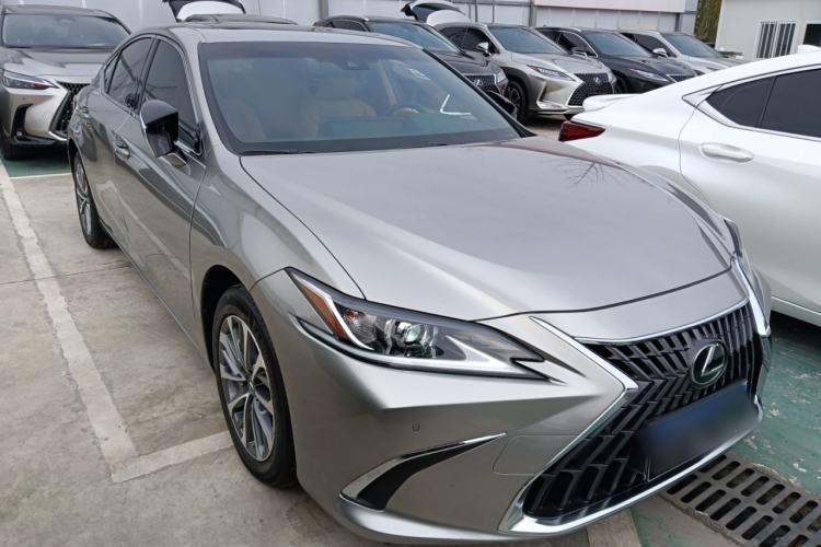 Used Lexus ES 2022 300h Excellence Edition