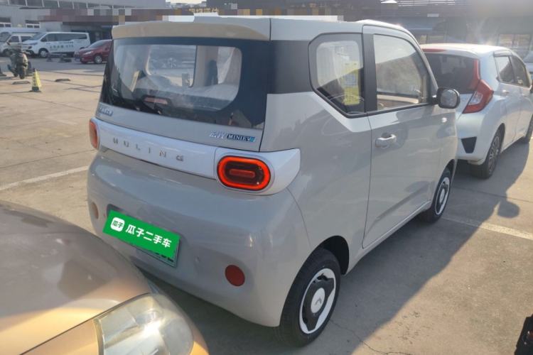 Used Wuling Hongguang MINIEV 2024 3rd Generation 215km Youth Edition
