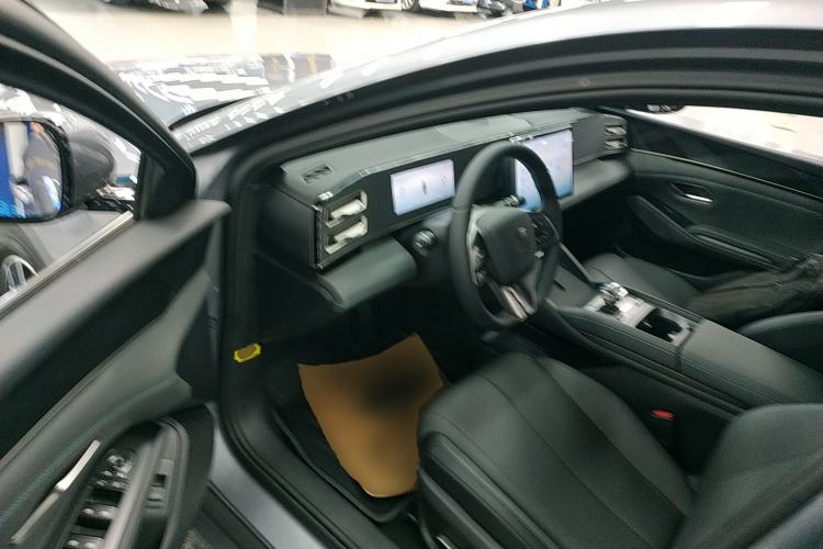 Used BYD Qin L 2024 DM-i 80KM Beyond Model