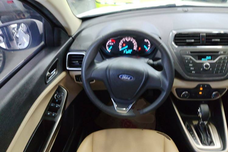 Used Ford Escort 2015 1.5L Automatic Comfort Model
