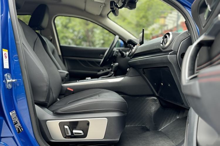 Used Wey VV5 2017 2.0T Ultra-Luxury Version
