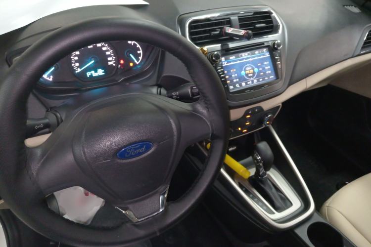 Used Ford Escort 2015 1.5L Automatic Comfort Model
