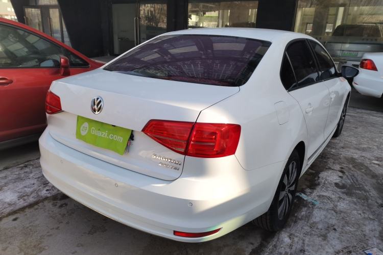 Used Volkswagen Sagitar 2017 230TSI Automatic Comfort Version