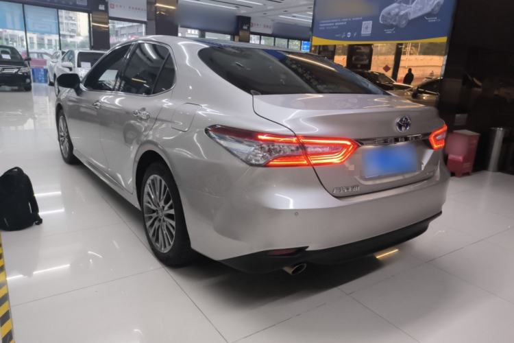 Used Toyota Camry 2019 Dual-Engine 2.5 HG Luxury Edition China VI Standard