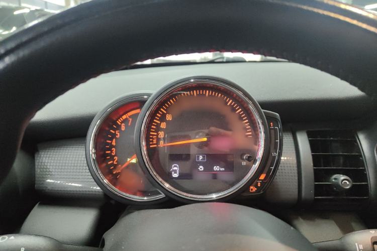 Used  MINI 2016 1.5T COOPER Avant-Garde
