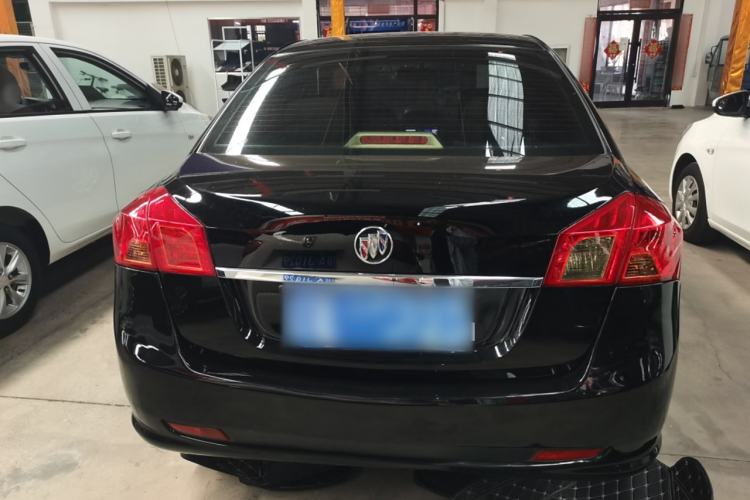 Used Buick Excelle 2015 1.5L Automatic Classic Model
