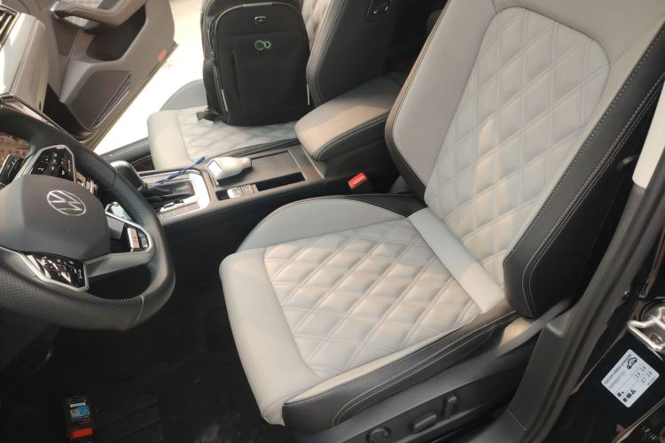 Used Volkswagen Magotan 2025 Zhongxiang Model 280TSI DSG Luxury Version
