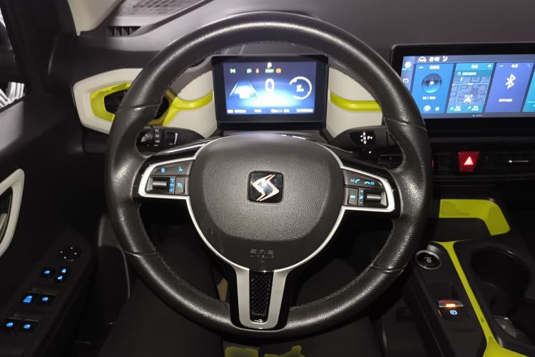 Used SOL E10X 2021 302 km Range Fashion Edition 30.2 kWh