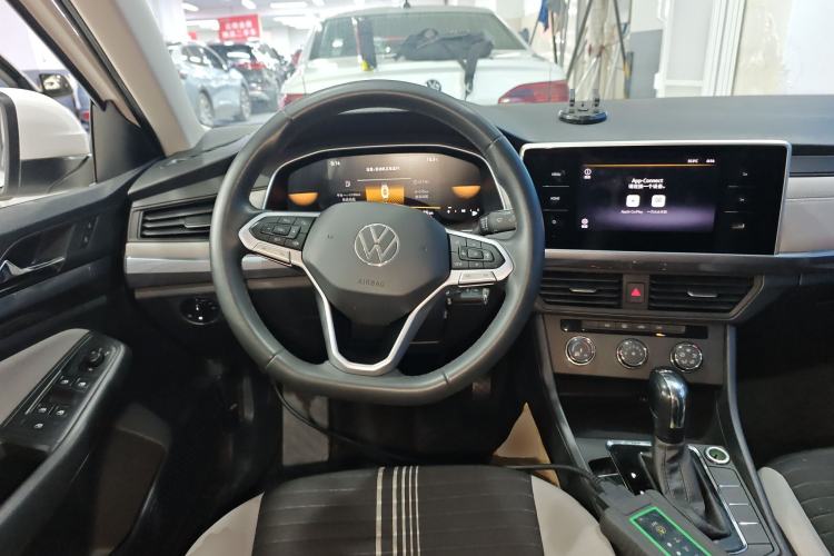 Used Volkswagen Bora 2023 200TSI DSG Comfort Edition
