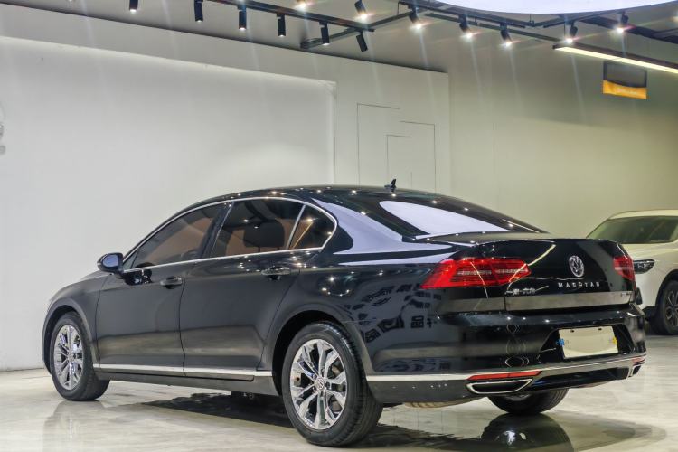 Used Volkswagen Magotan 2019 330TSI DSG Luxury Model China V Standard
