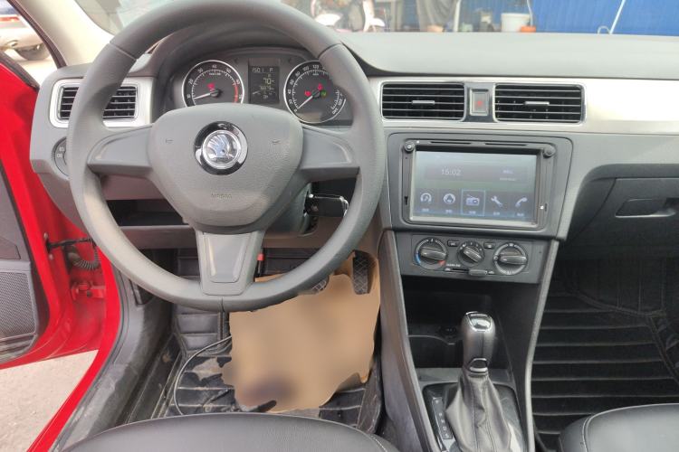 Used Skoda Rapid Spaceback 2016 Revised 1.6L Automatic Chuanxing Version