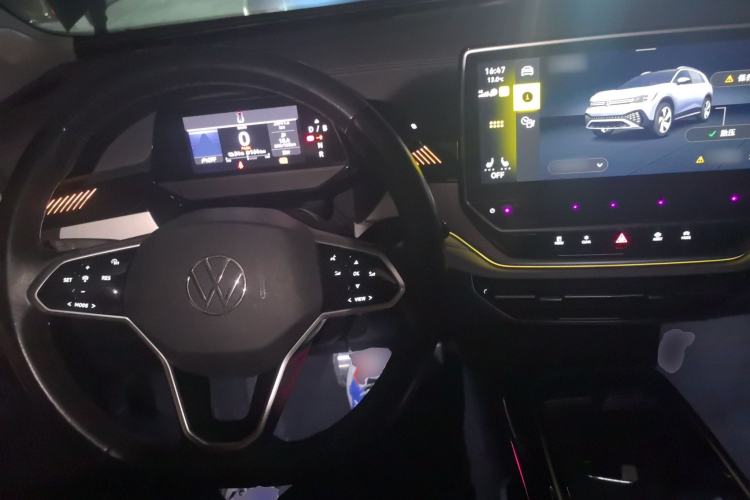 Used Volkswagen ID.6 CROZZ 2022 Long-Range PRO Edition
