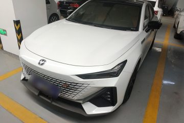 Used Changan UNI-V 2022 1.5T Prestige Version