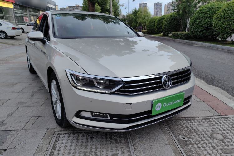 Used Volkswagen Magotan 2019 330TSI DSG Luxury Version China VI Standard
