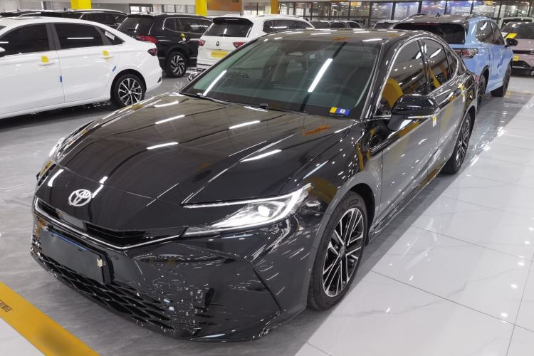 Used Toyota Camry 2026 Model Dual-Engine 2.0HG Prestige Edition