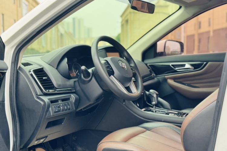 Used Dongfeng Aeolus AX7 2018 Classic 1.6T Automatic Elite Model
