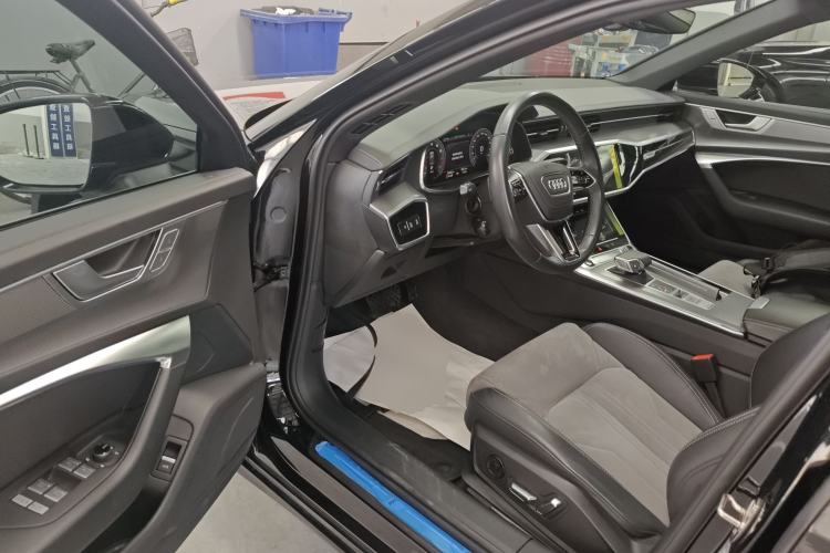 Used Audi A6L 2023 Revised 45 TFSI Prestige Dynamic Edition
