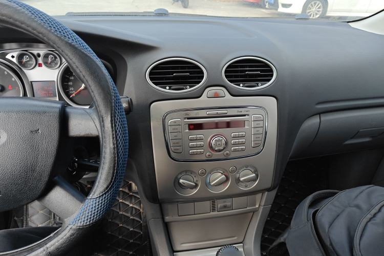 Used Ford Focus 2013 Hatchback Classic 1.8L Manual Base Model
