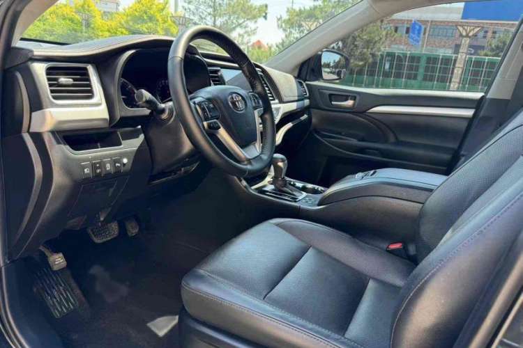 Used Toyota Highlander 2021 2.0T Four-Wheel Drive Prestige Version 7 Seats
