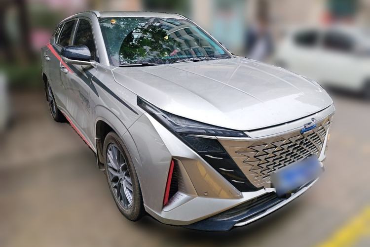 Used Oshan Z6 2023 Blue Whale 1.5T DCT Luxury Model
