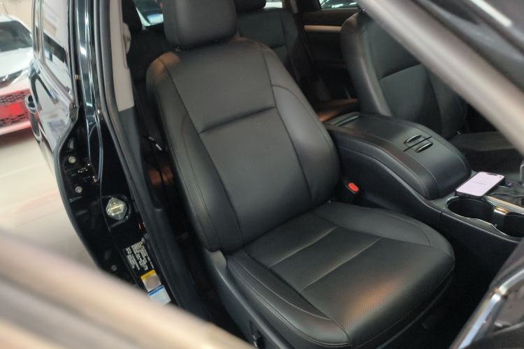 Used Toyota Highlander 2021 2.0T Four-Wheel Drive Luxury Edition 7 Seats