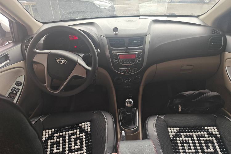 Used Hyundai Verna 2014 1.4L Manual Smart GLS Trim
