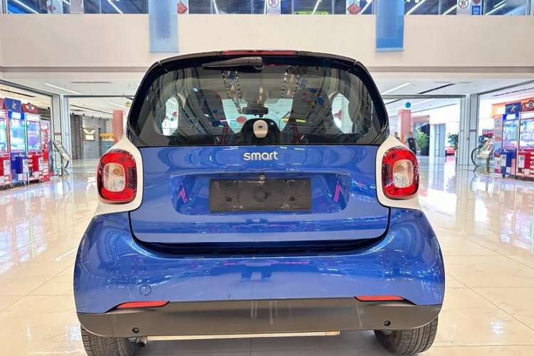 Used  fortwo 2018 1.0L 52kW Hardtop Dynamic Version China V
