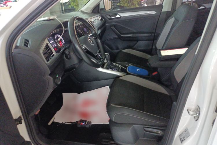 Used Volkswagen T-ROC 2021 280TSI DSG Two-Wheel Drive Elite Connect Edition
