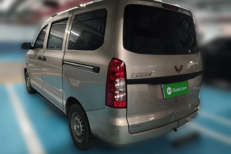 Used Wuling Hongguang V 2021 1.5L Jingqu Version LAR
