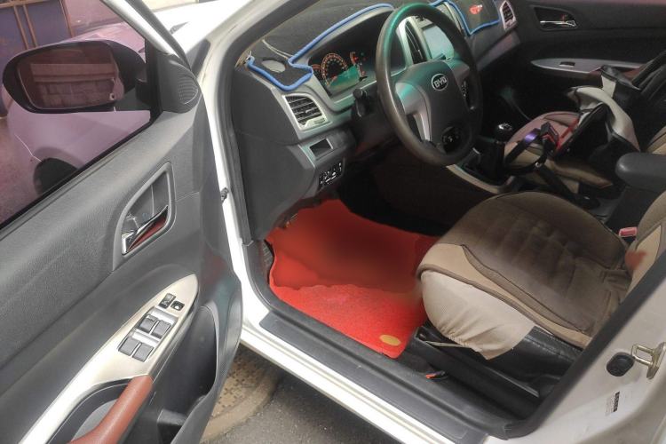 Used BYD F3 2015 Energy-Efficient Model 1.5L Manual Comfort Edition
