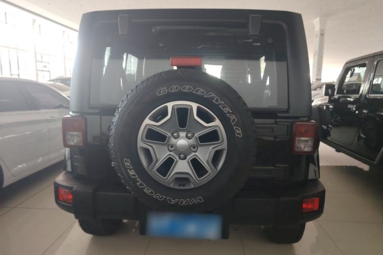 Used  Wrangler 2017 3.0L Sahara Four-Door Comfort Edition