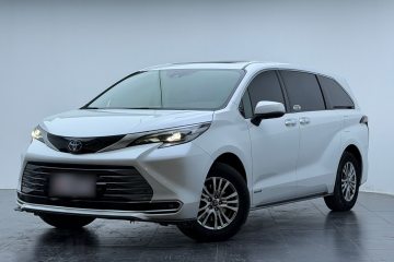 Used Toyota Sienna 2021 2.5L Hybrid Luxury Edition