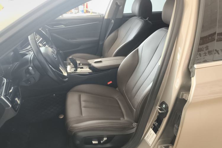 Used BMW 5 Series 2019 525Li Luxury Package
